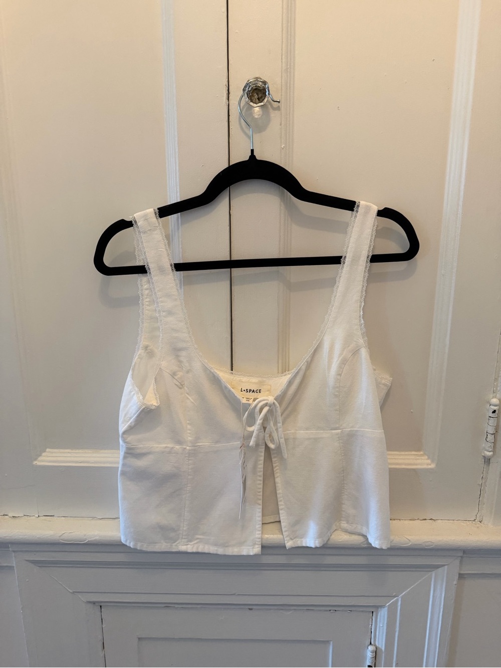 l*space White Tie-Front Cropped Tank
